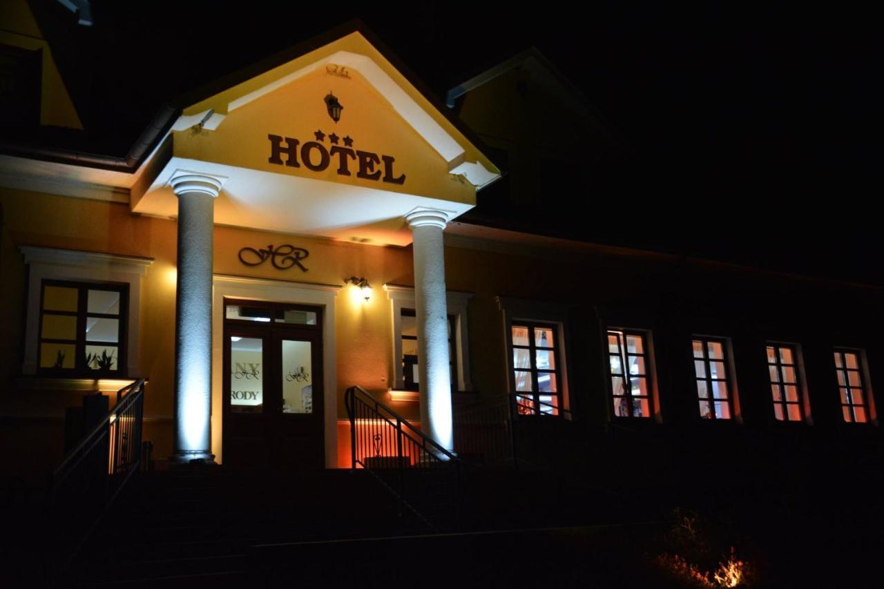 Hotel Rytwiany 외부 사진