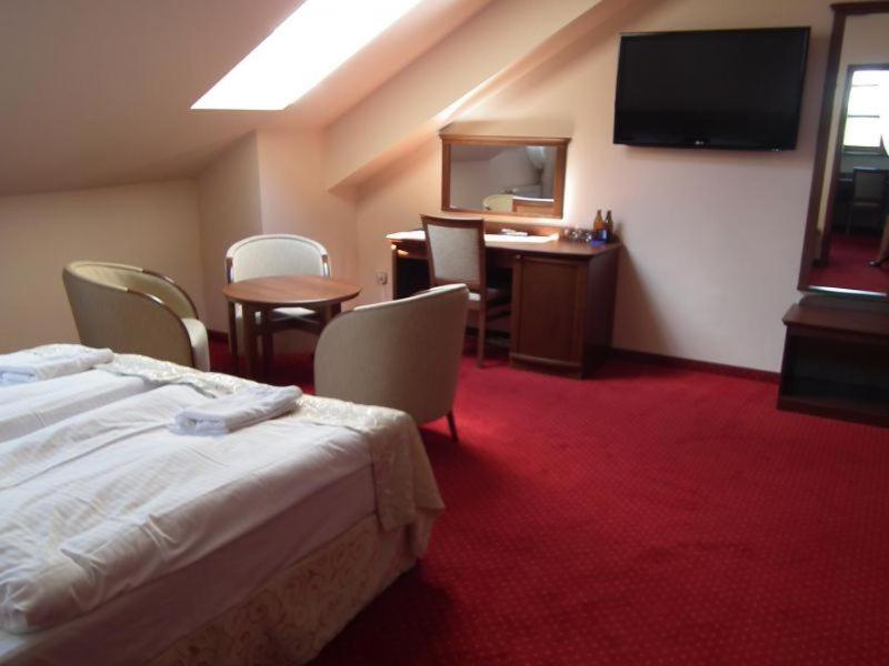 Hotel Rytwiany 외부 사진