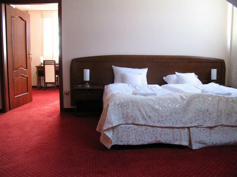 Hotel Rytwiany 외부 사진