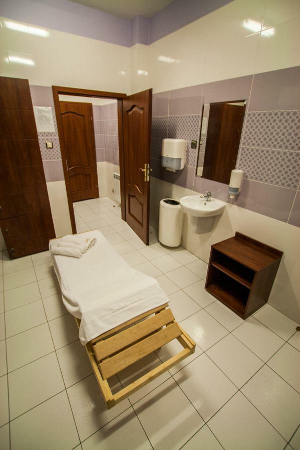 Hotel Rytwiany 외부 사진